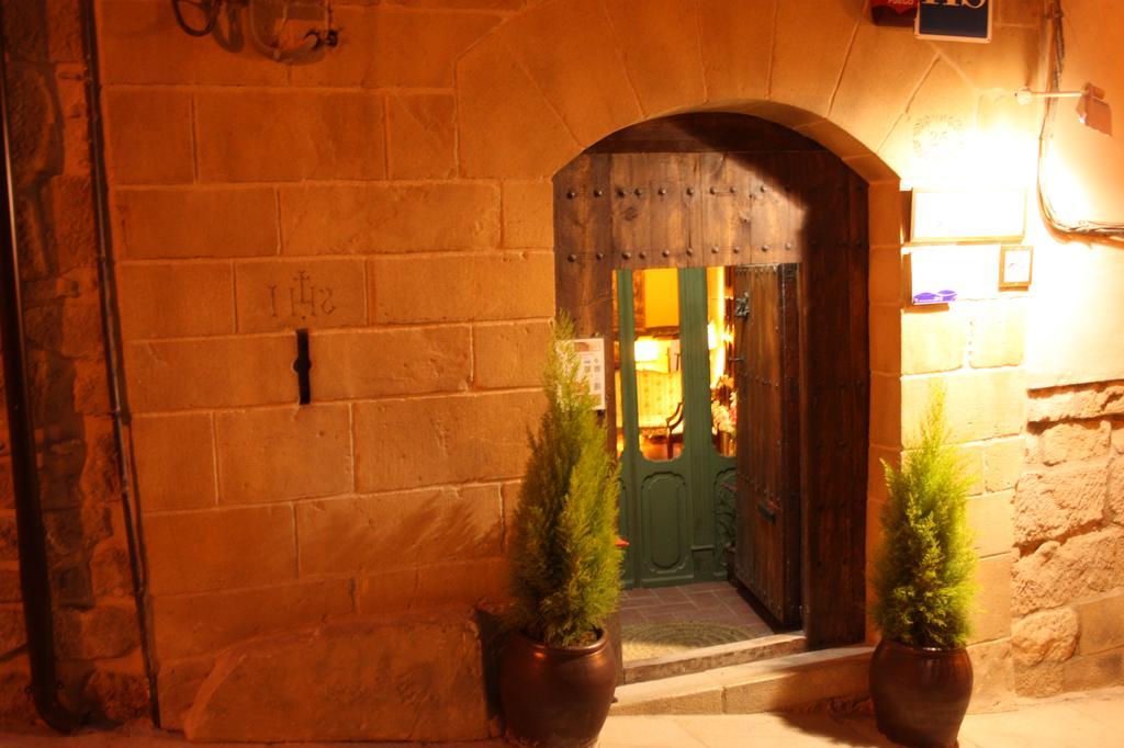 La Casa De Sebastian Pension Valderrobres Buitenkant foto
