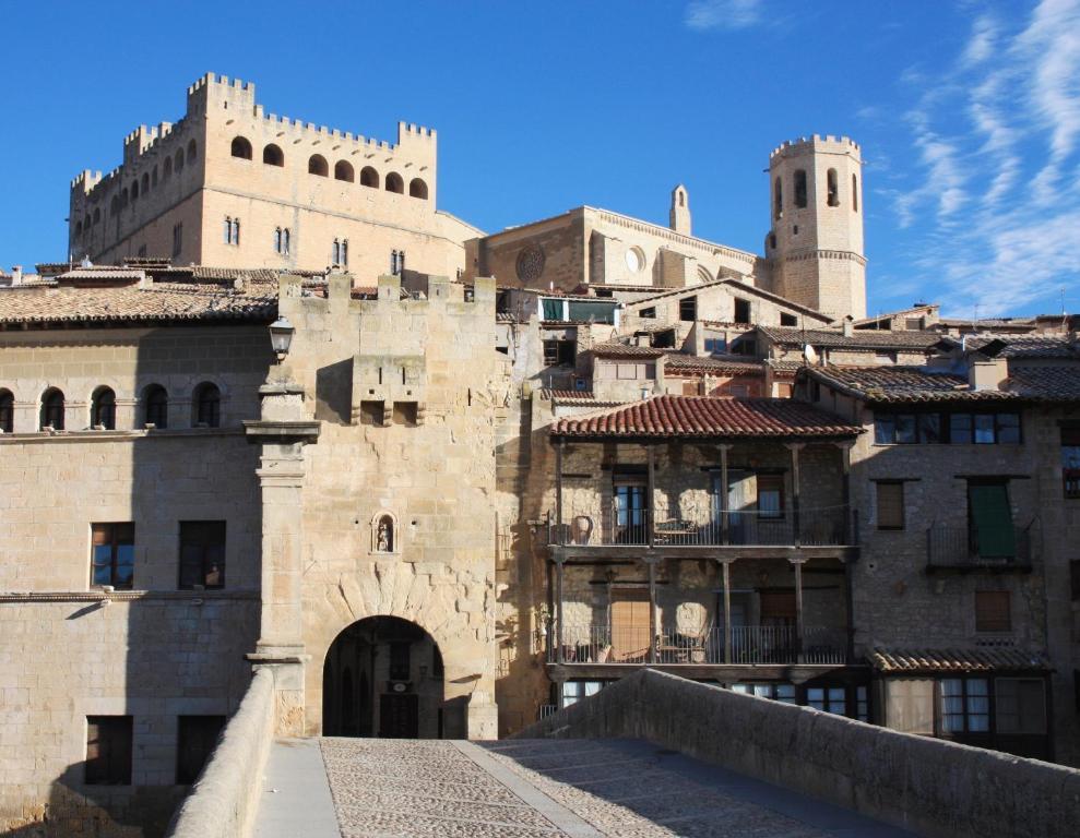 La Casa De Sebastian Pension Valderrobres Buitenkant foto